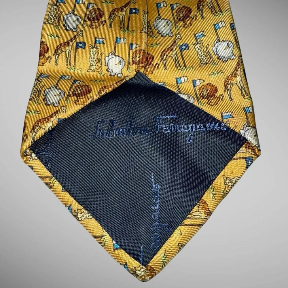 Salvatore Ferragamo‎ Authentic Men Tie Animal Pattern Silk Necktie Yellow
